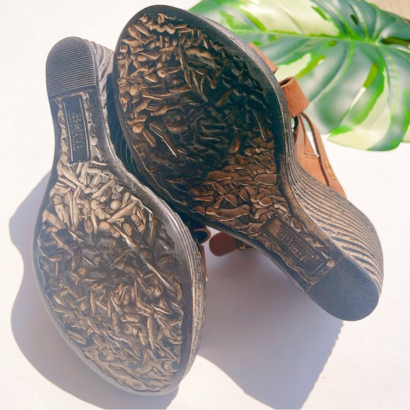 Women’s Born Platform Wedge Brown Leather Sandals‎ 7 - Picture 10 of 10